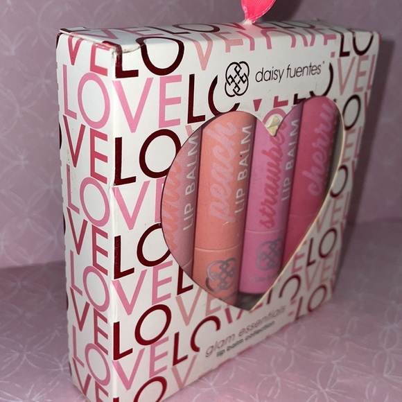 Daisy Fuentes Glam Lip Collection New - Picture 3 of 4